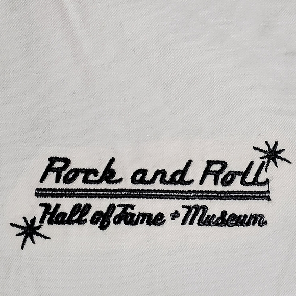 ROCK AND ROLL Hall of Fame shirt XL - Picture 5 of 7